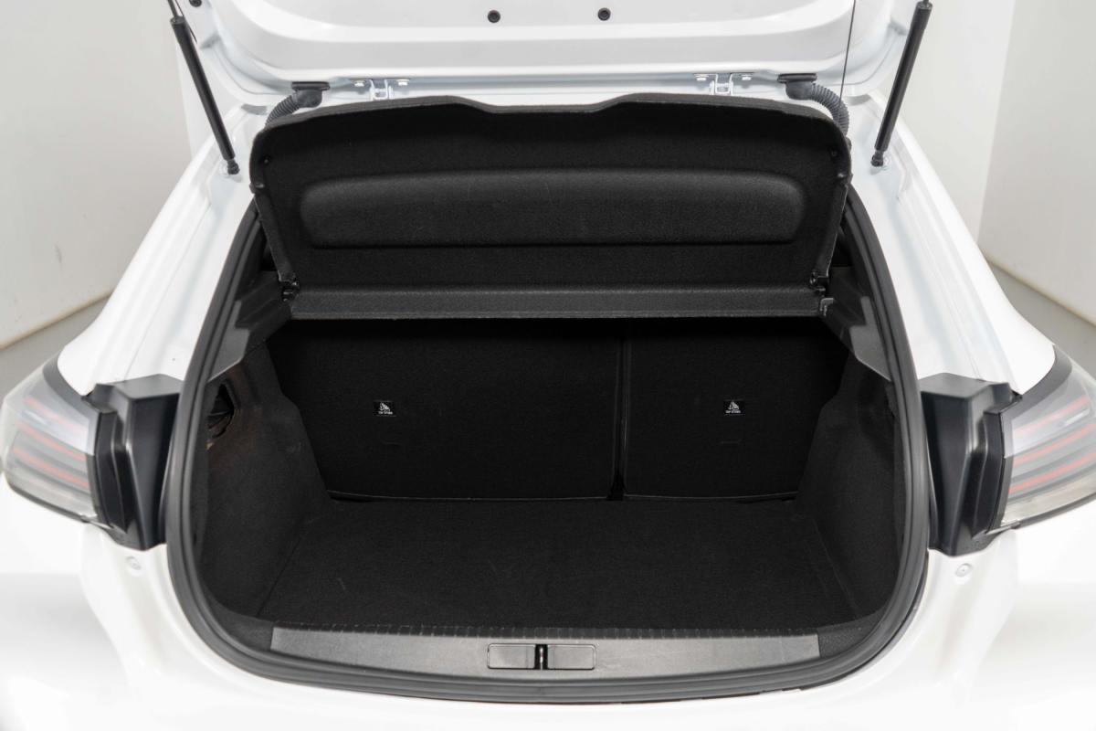 peugeot-208-2025-gasolina-1199cc