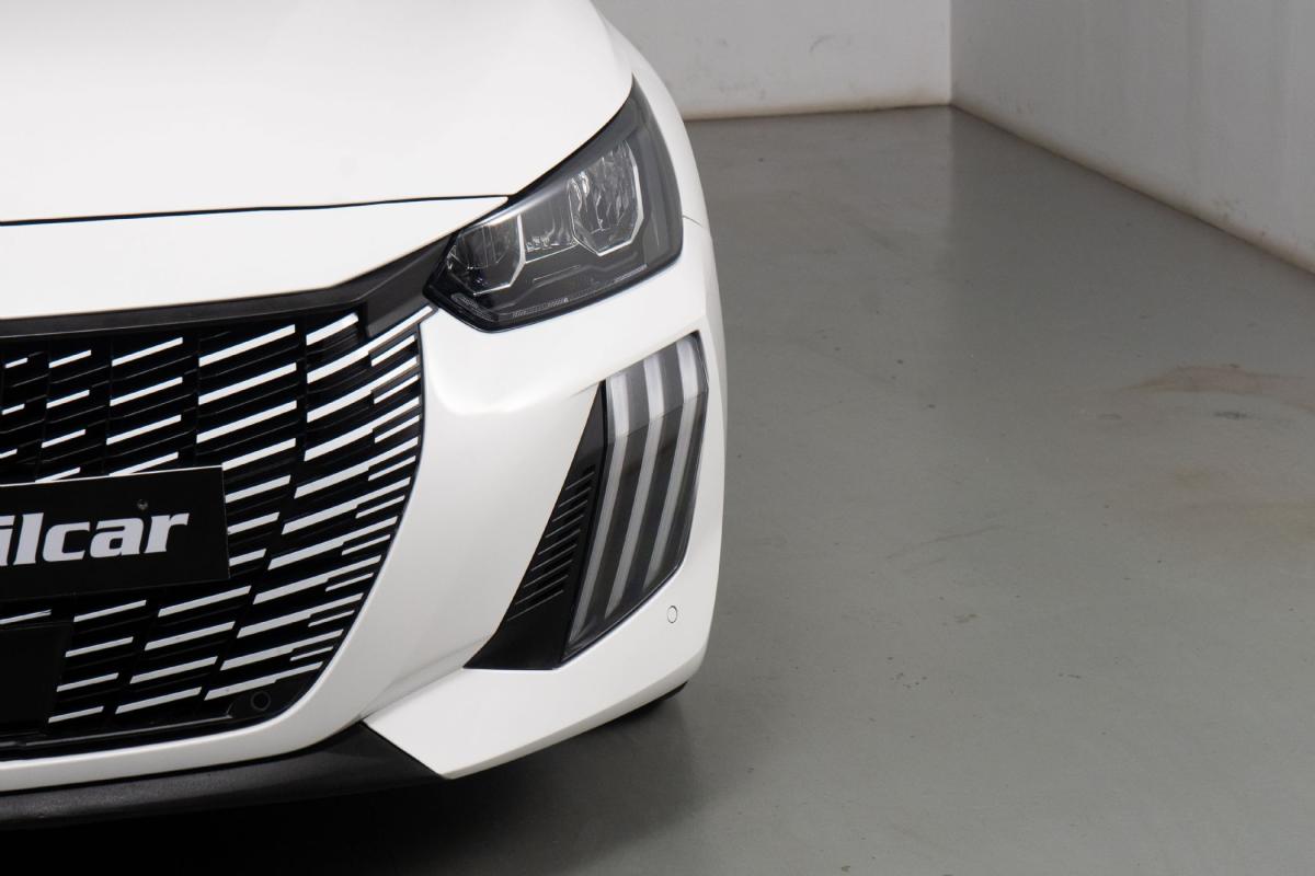 peugeot-208-2025-gasolina-1199cc