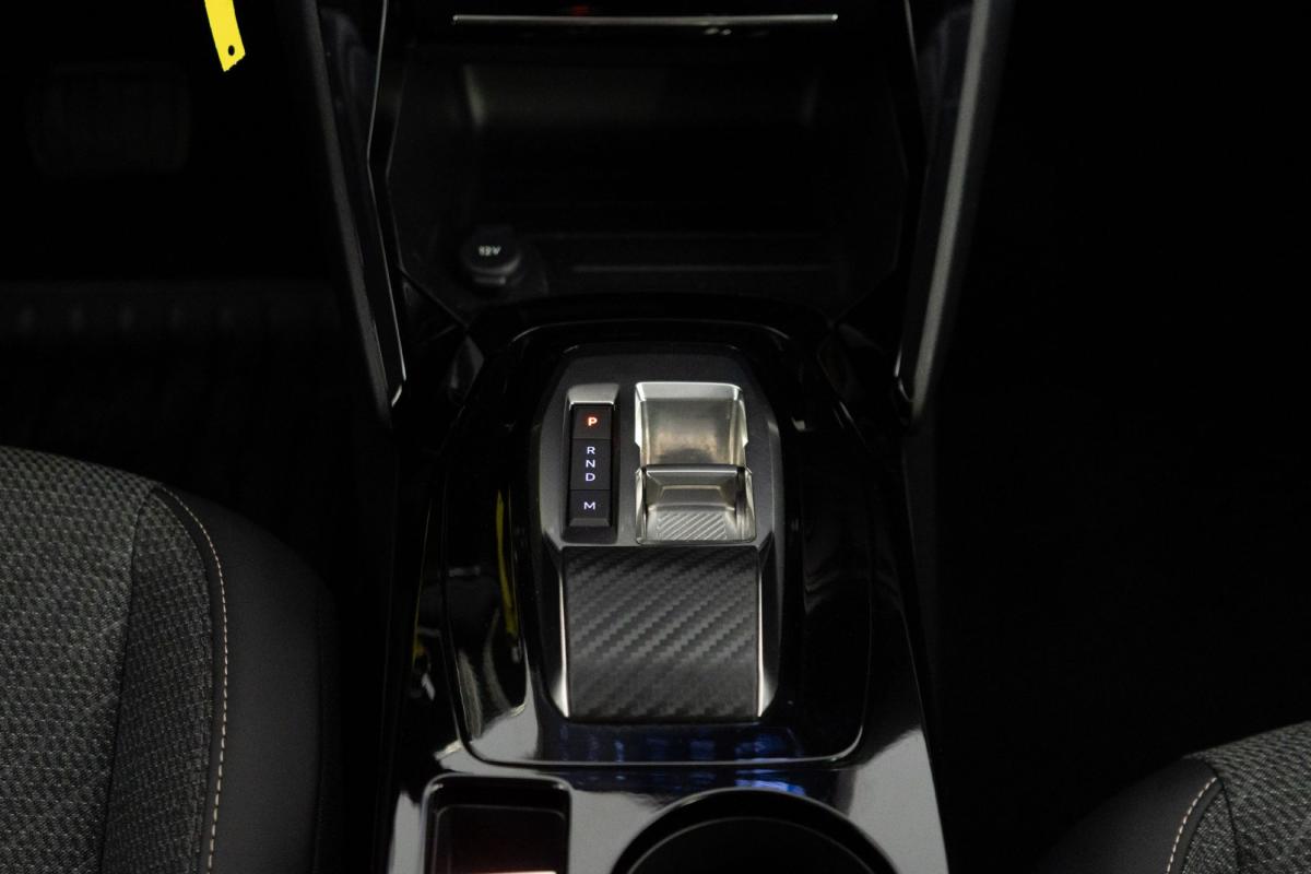 peugeot-208-2025-gasolina-1199cc