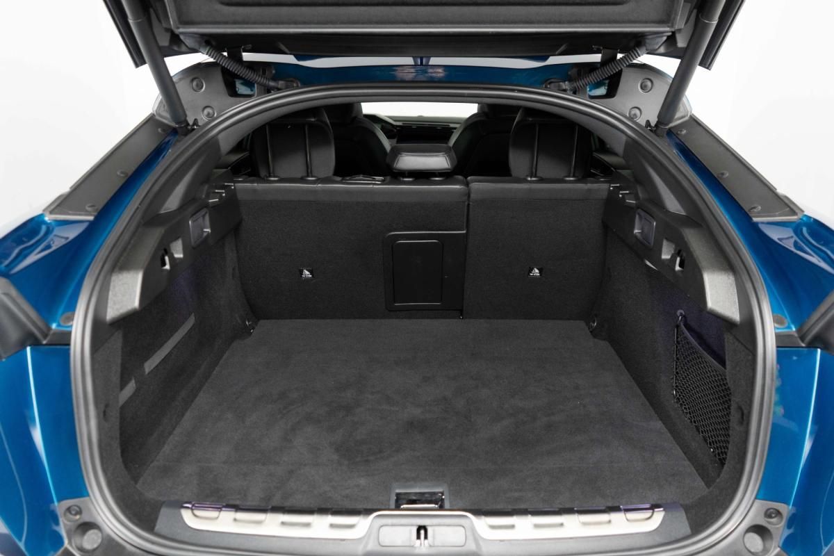 peugeot-408-2024-hibrido-a-gasolina-1598cc