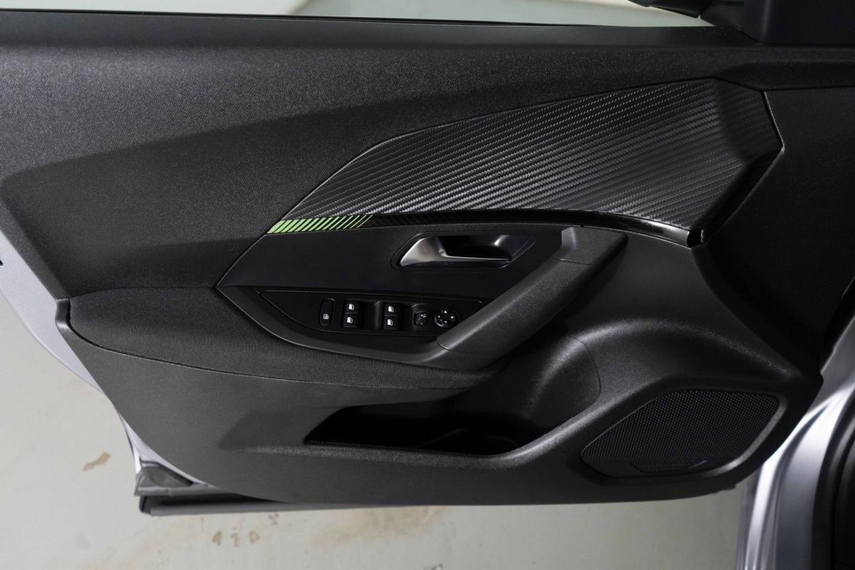 peugeot-2008-2024-gasolina-1199cc