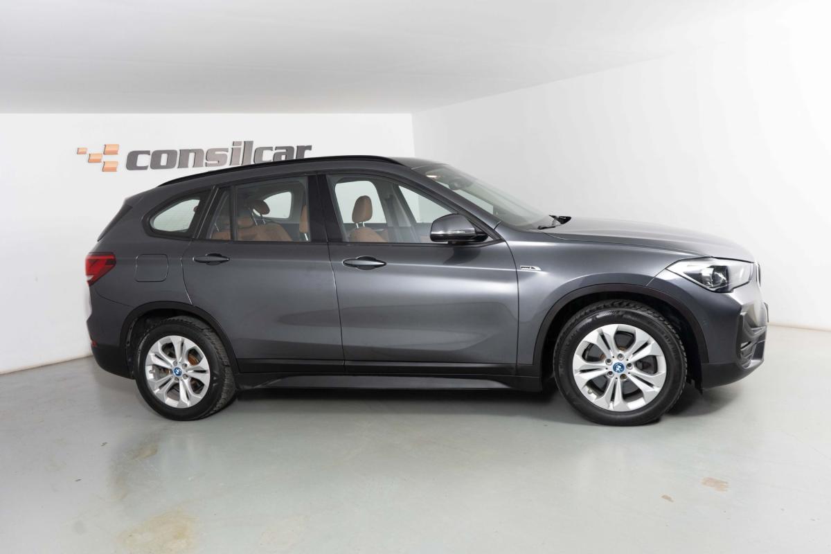 bmw-x1-2021-hibrido-a-gasolina-1499cc
