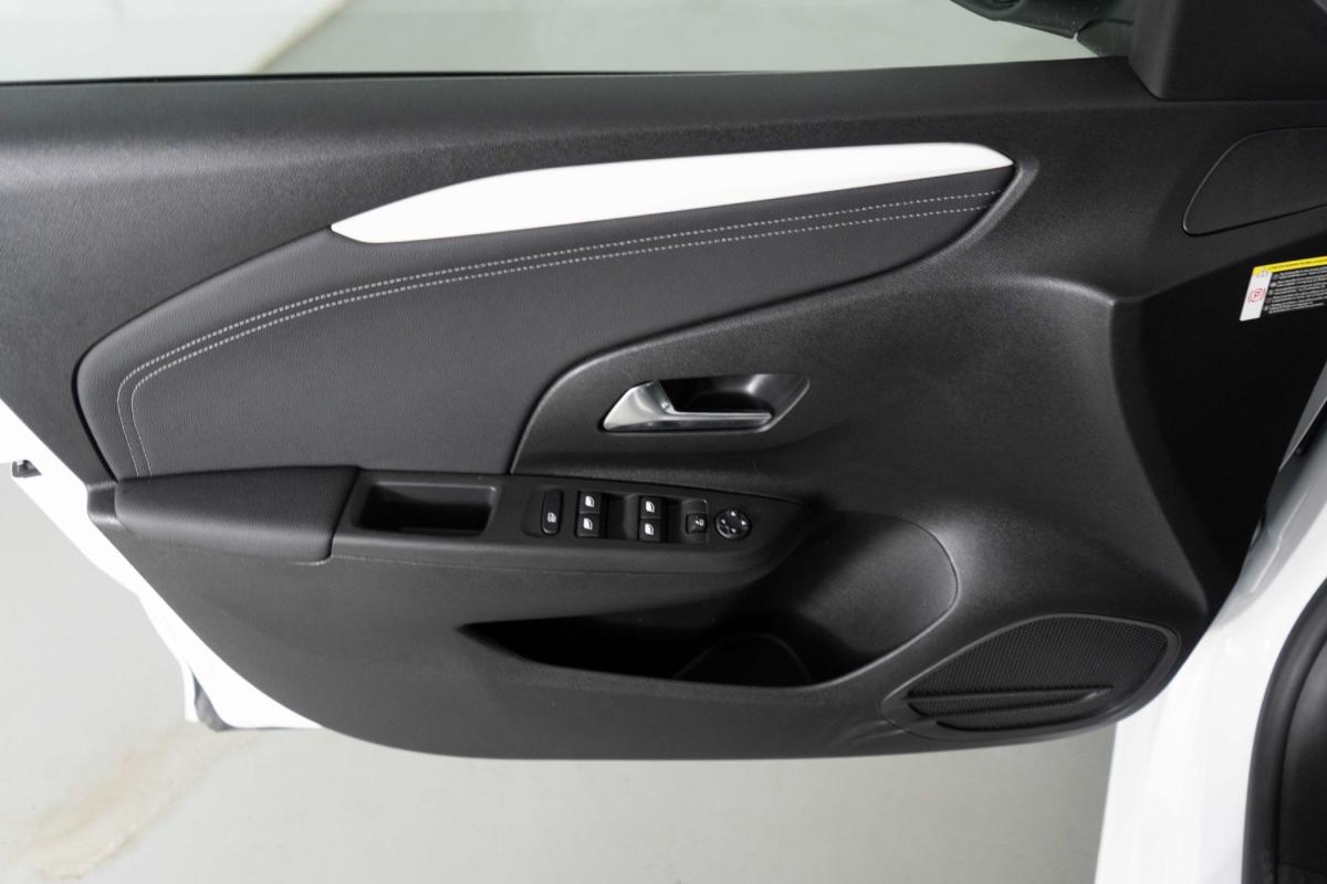 opel-corsa-2025-gasolina-1199cc