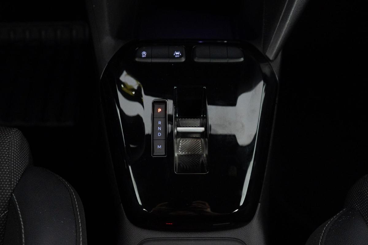 opel-corsa-2025-gasolina-1199cc