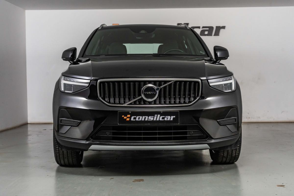 volvo-xc40-2023-hibrido-a-gasolina-1477cc