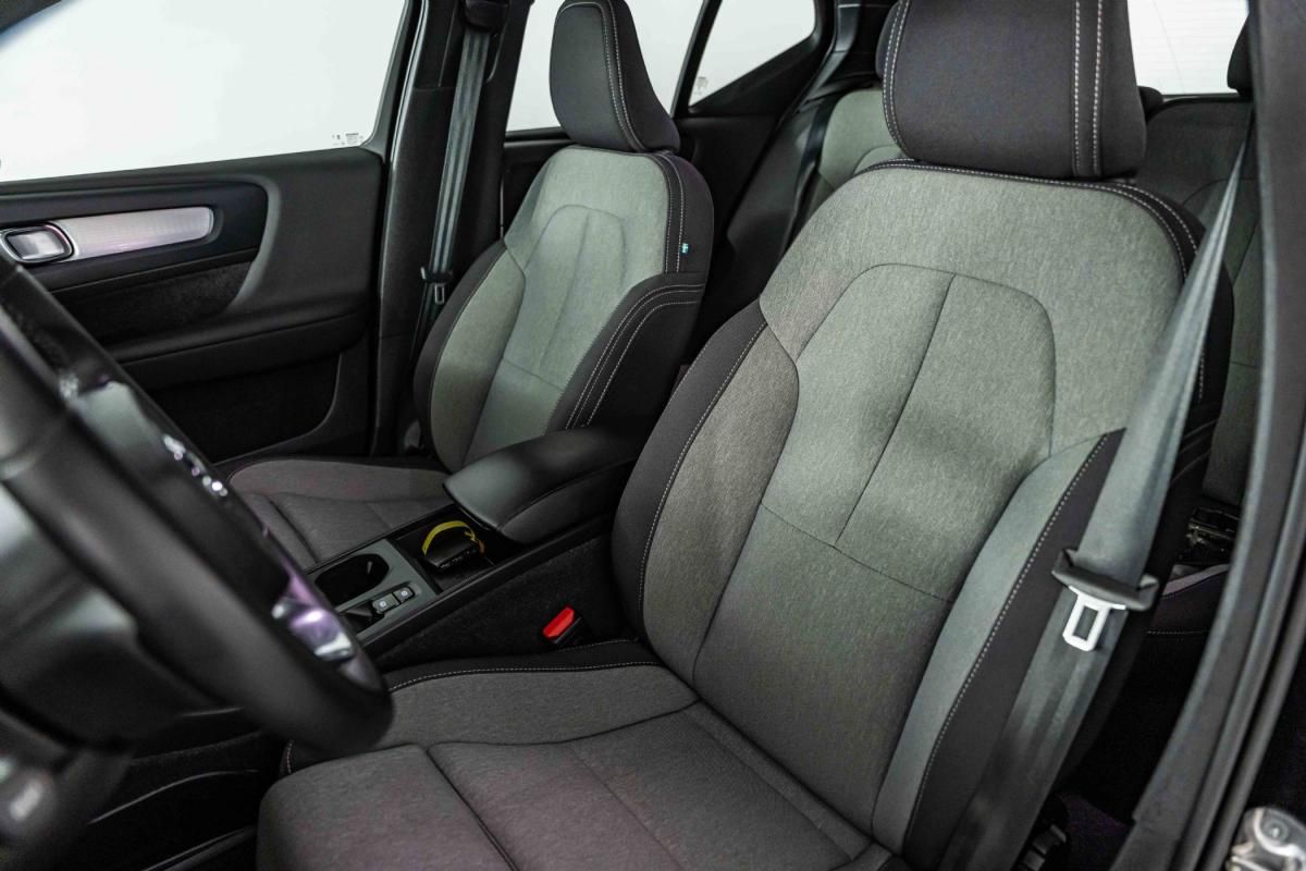 volvo-xc40-2023-hibrido-a-gasolina-1477cc