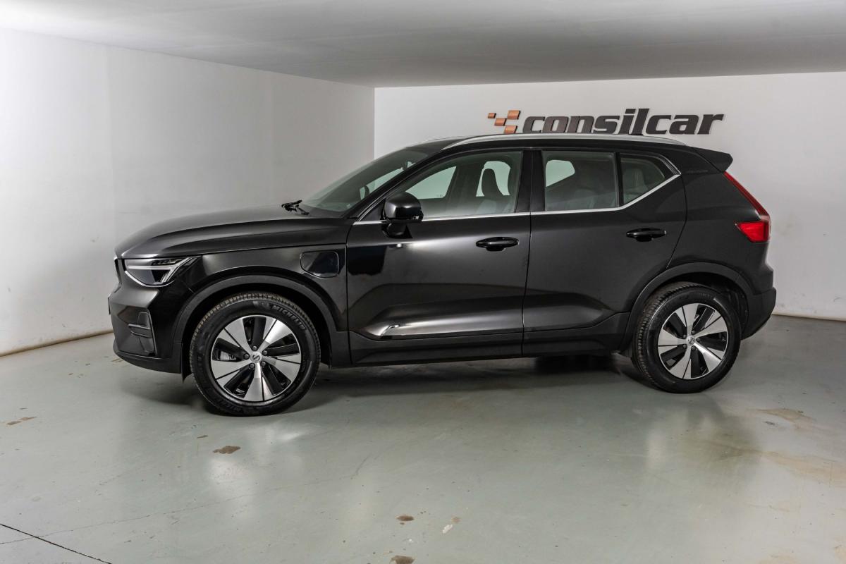volvo-xc40-2023-hibrido-a-gasolina-1477cc