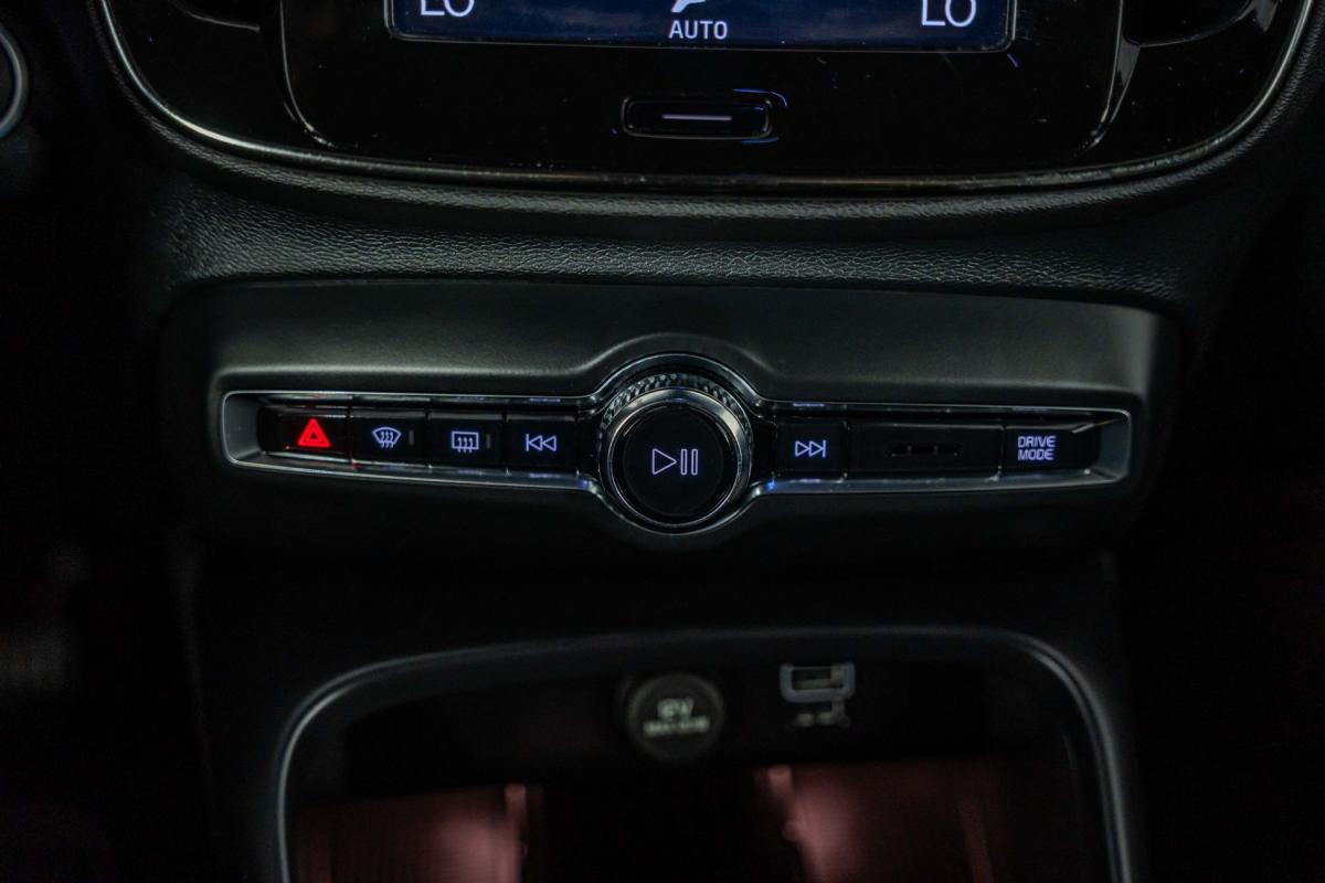 volvo-xc40-2023-hibrido-a-gasolina-1477cc