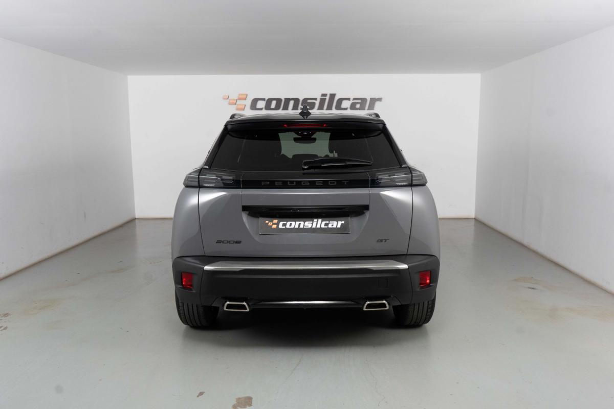 peugeot-2008-2024-gasolina-1199cc