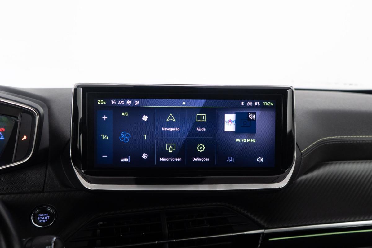 peugeot-2008-2024-gasolina-1199cc
