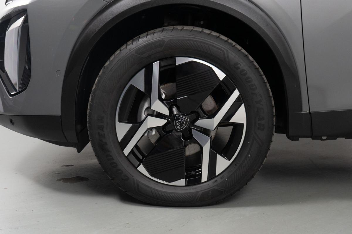 peugeot-2008-2024-gasolina-1199cc