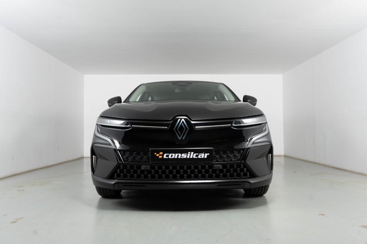 renault-megane-e-tech-2022-eletrico-0cc