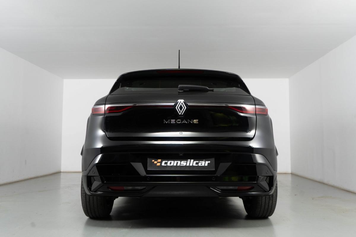 renault-megane-e-tech-2022-eletrico-0cc