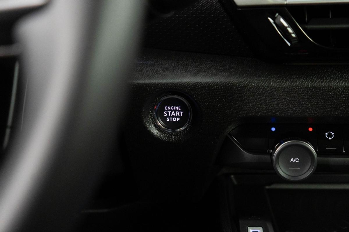 citroen-c4-2024-gasolina-1199cc