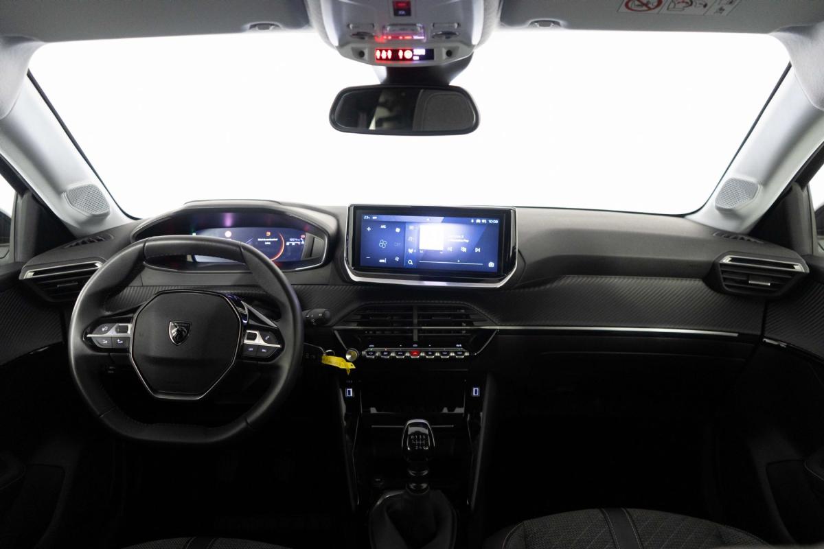 peugeot-208-2025-gasolina-1199cc