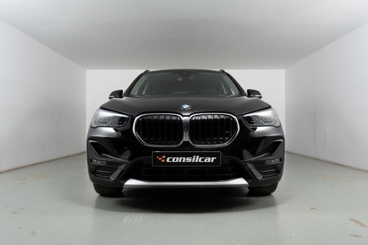 bmw-x1-2021-hibrido-a-gasolina-1499cc