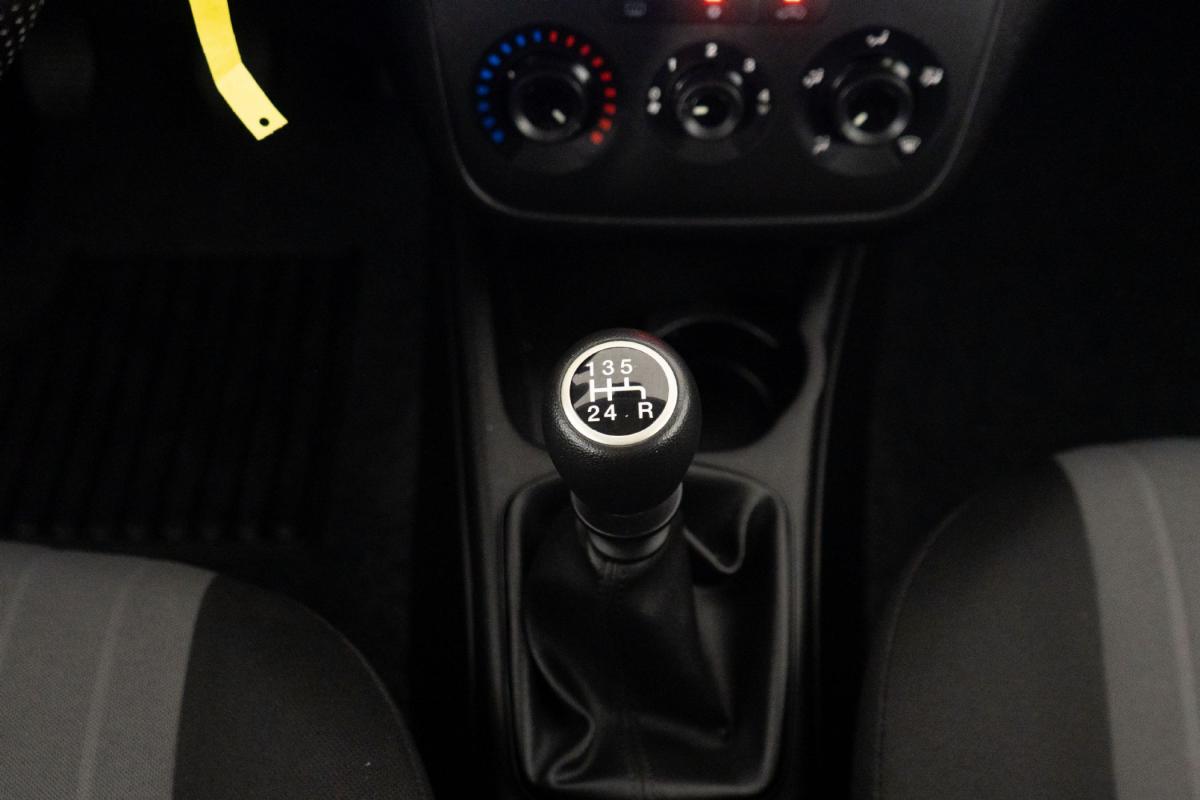 fiat-punto-2017-gasolina-1242cc