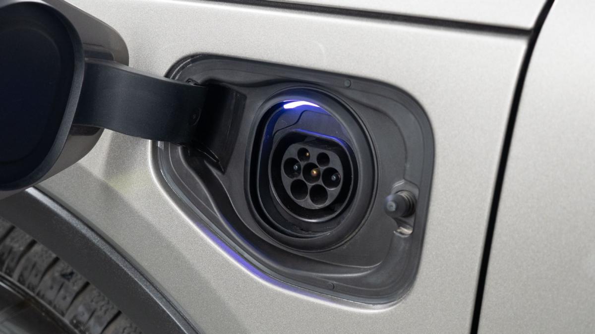 volvo-xc40-2021-hibrido-a-gasolina-1477cc