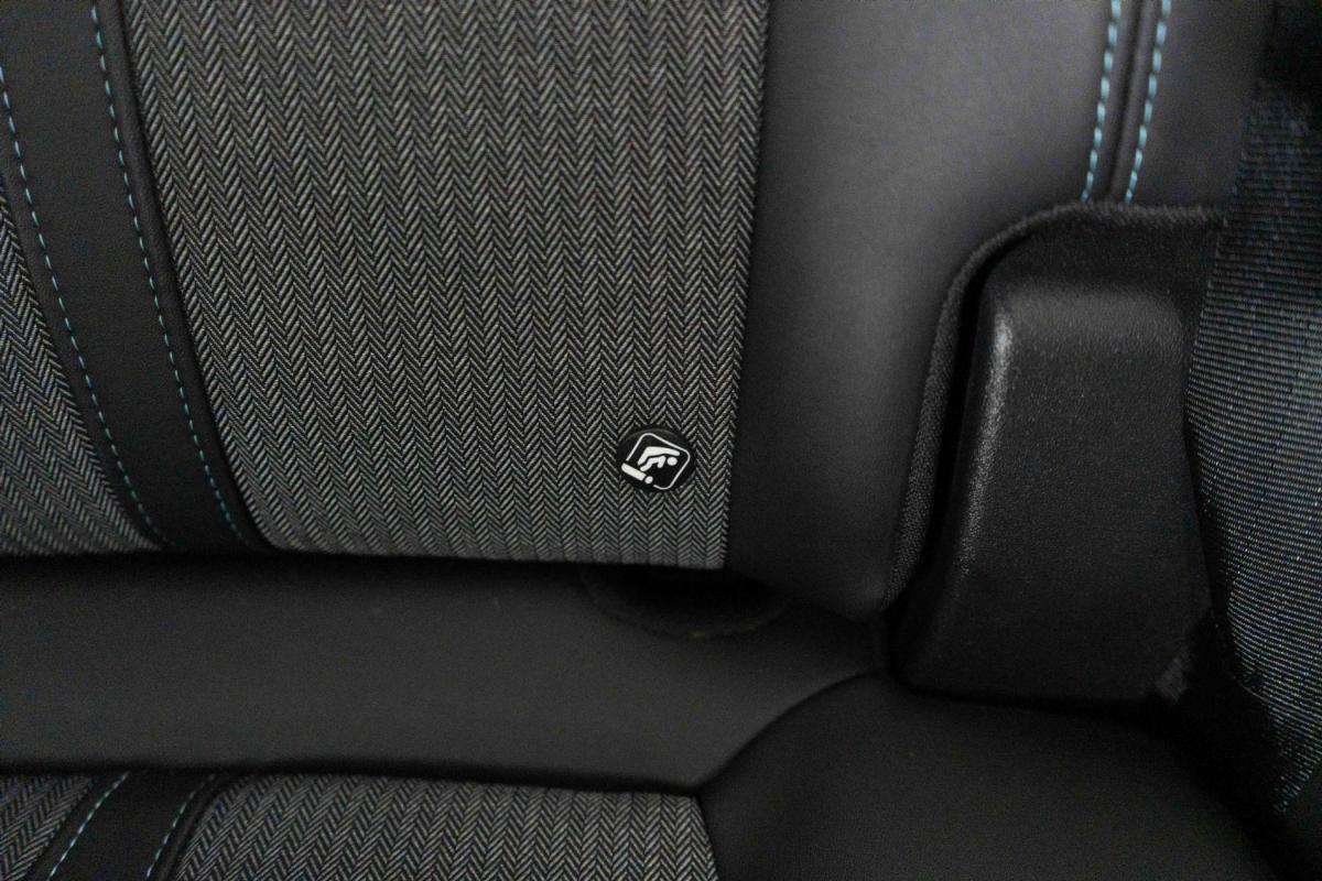 peugeot-3008-2023-hibrido-a-gasolina-1598cc