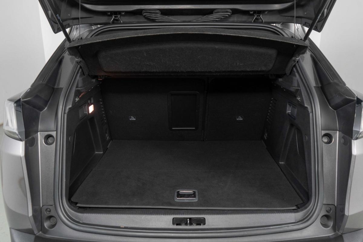 peugeot-3008-2023-hibrido-a-gasolina-1598cc