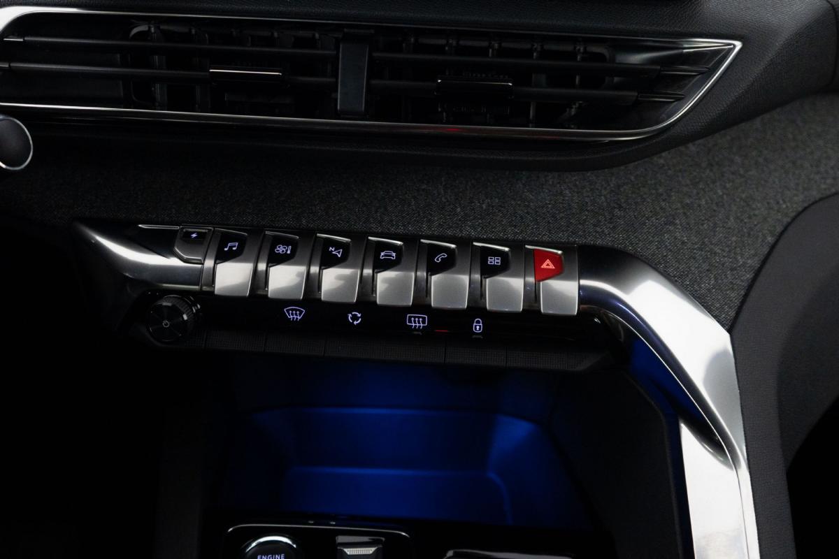 peugeot-3008-2023-hibrido-a-gasolina-1598cc