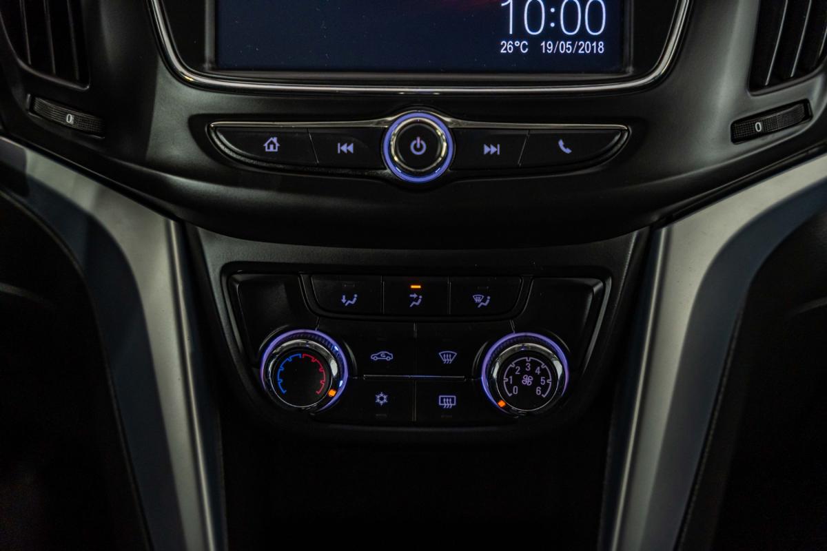 opel-zafira-2018-diesel-1598cc