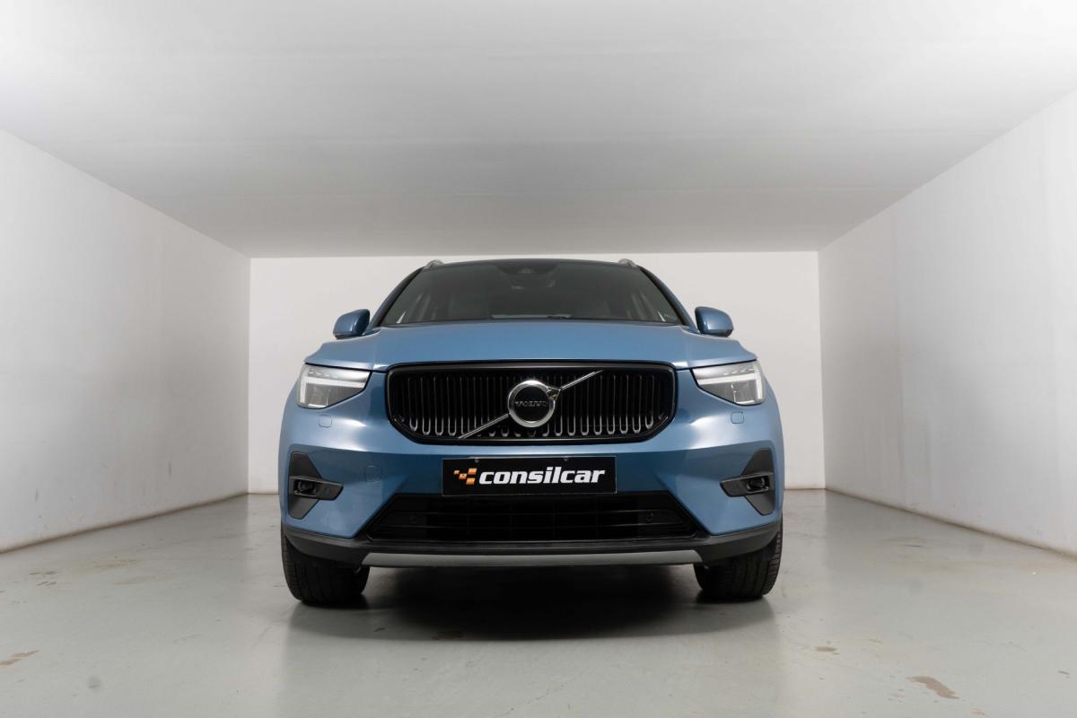 volvo-xc40-2022-hibrido-a-gasolina-1477cc
