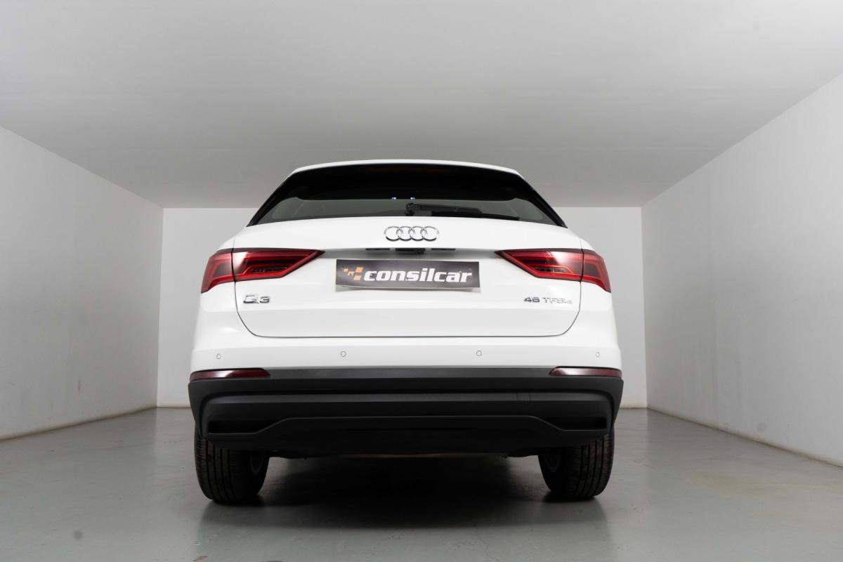 audi-q3-2021-hibrido-a-gasolina-1395cc