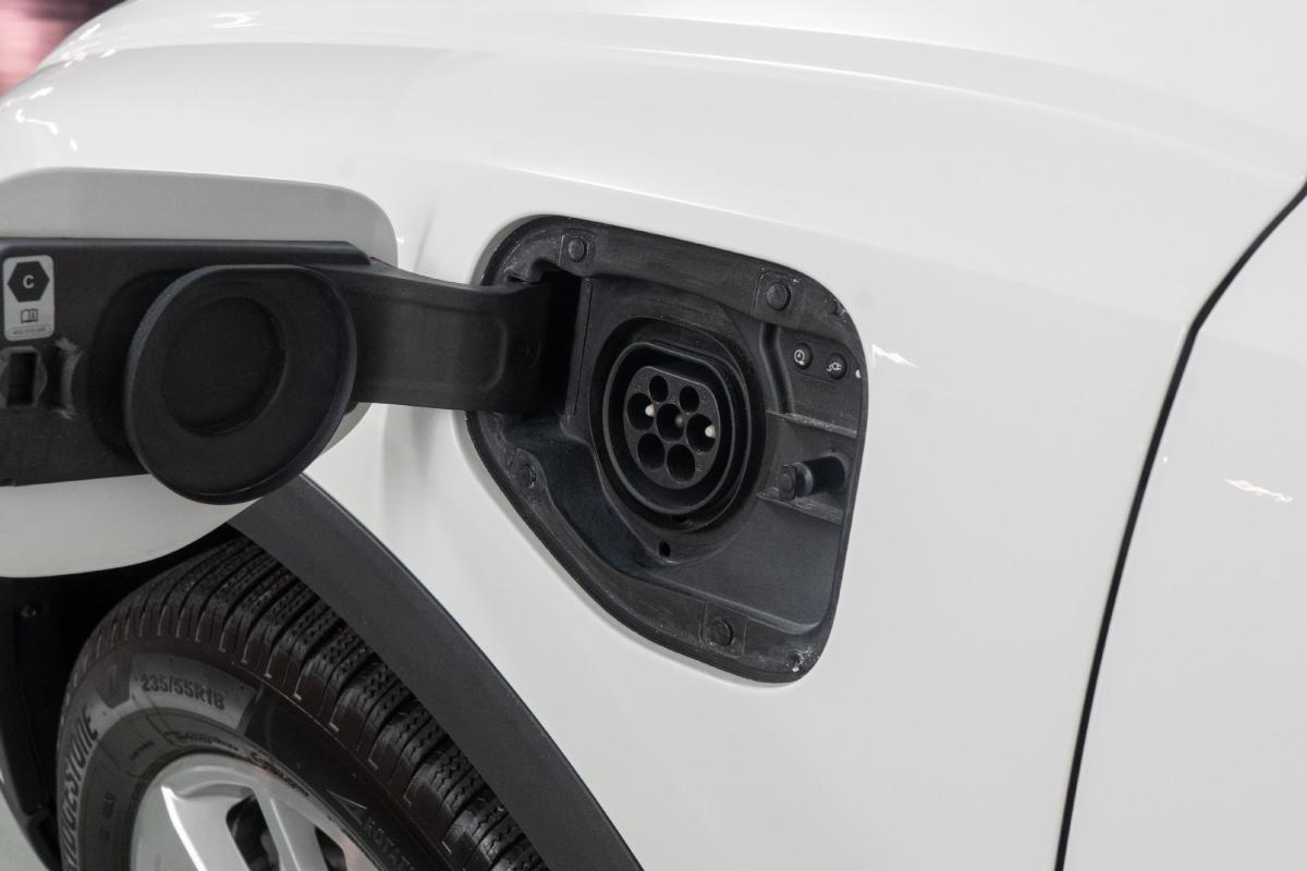 audi-q3-2021-hibrido-a-gasolina-1395cc