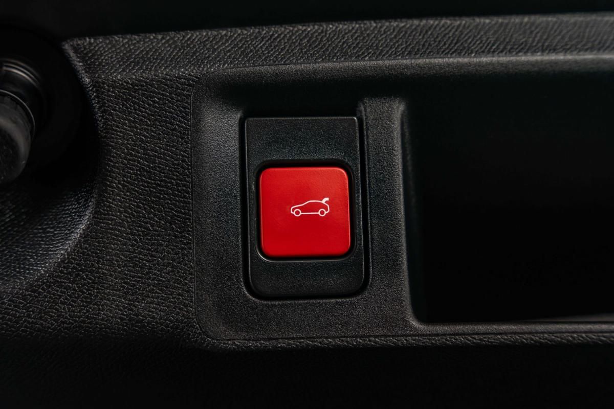 peugeot-308-sw-2024-gasolina-1199cc