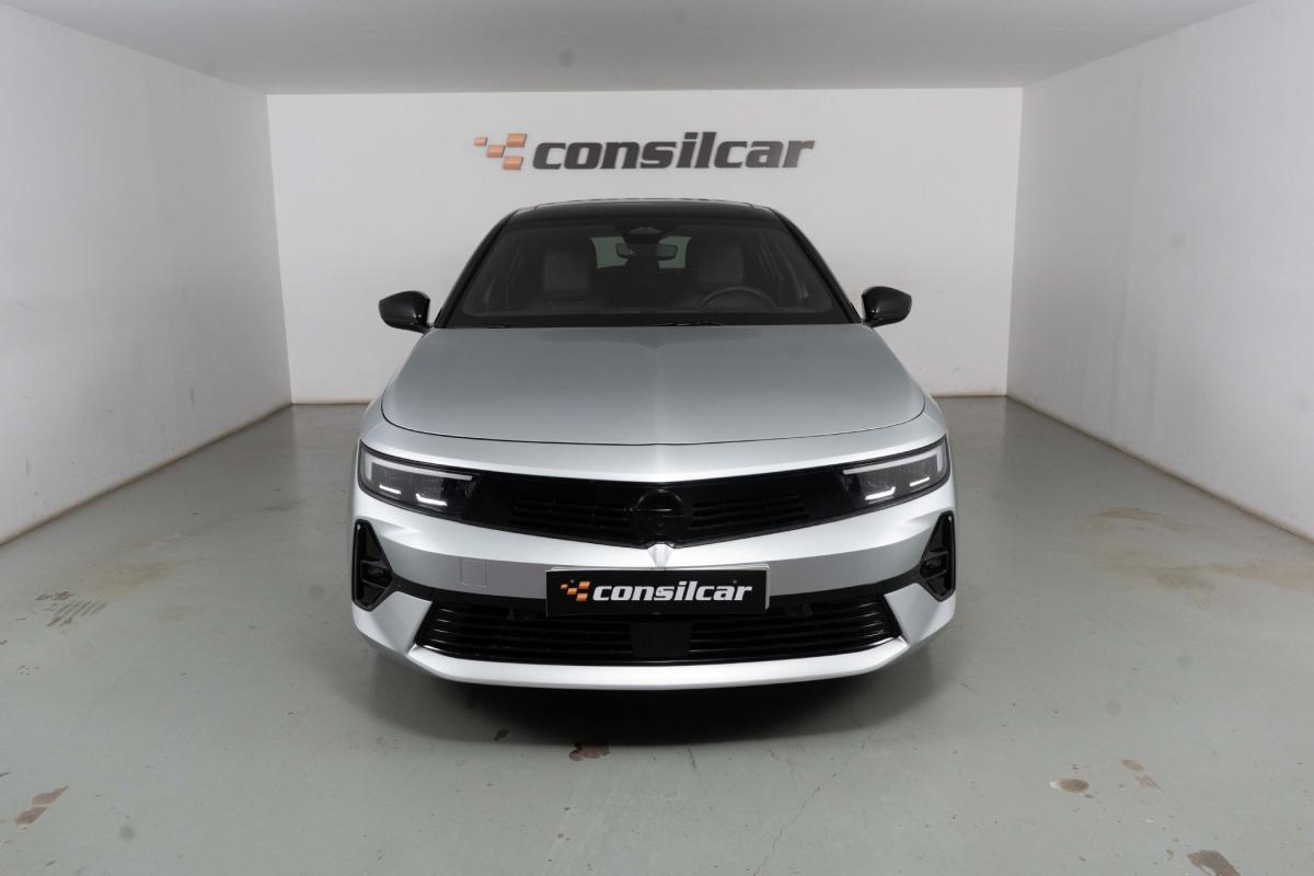 opel-astra-2025-gasolina-1199cc