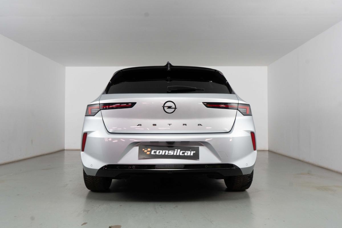 opel-astra-2025-gasolina-1199cc