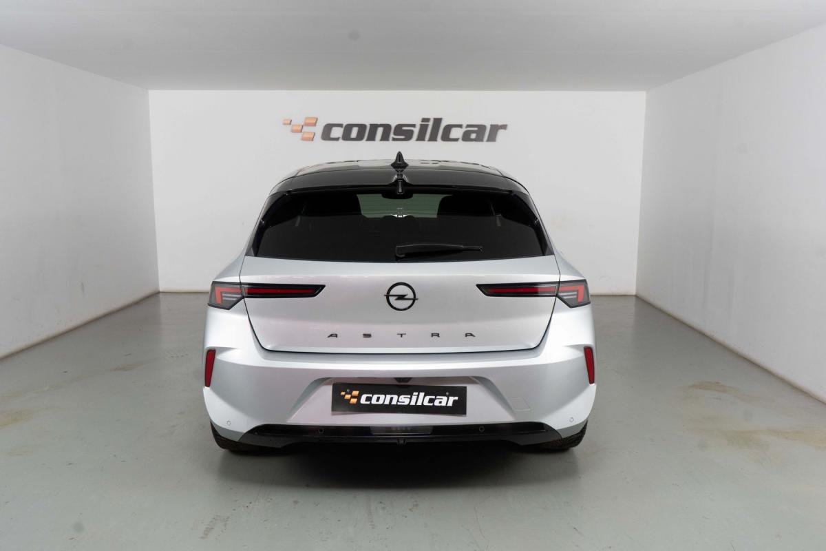 opel-astra-2025-gasolina-1199cc