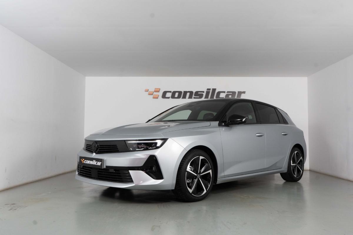 opel-astra-2025-gasolina-1199cc
