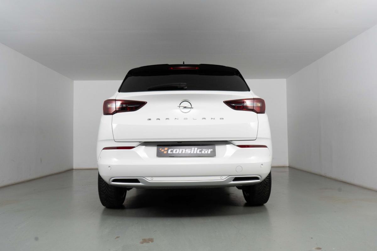 opel-grandland-2022-hibrido-a-gasolina-1598cc