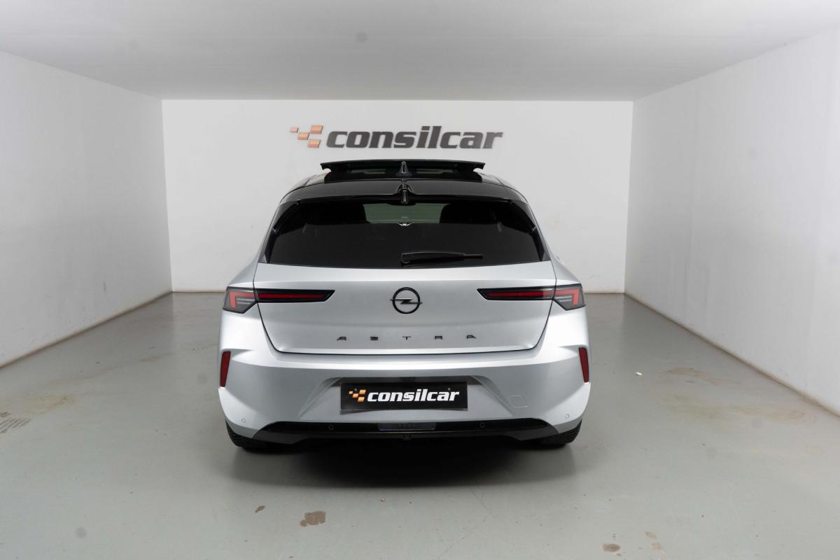 opel-astra-2025-gasolina-1199cc