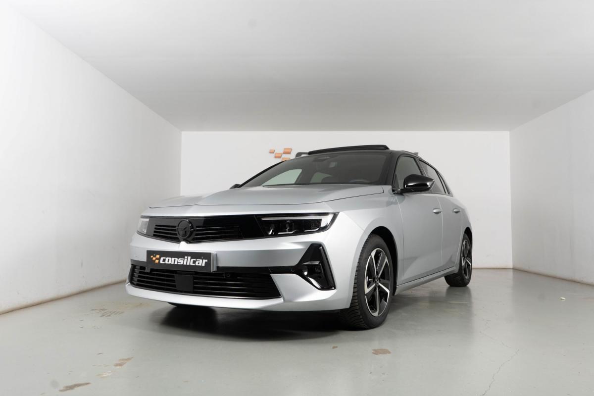 opel-astra-2025-gasolina-1199cc