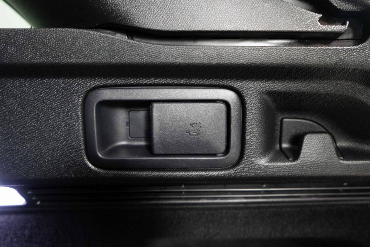 peugeot-508-sw-2024-hibrido-a-gasolina-1598cc