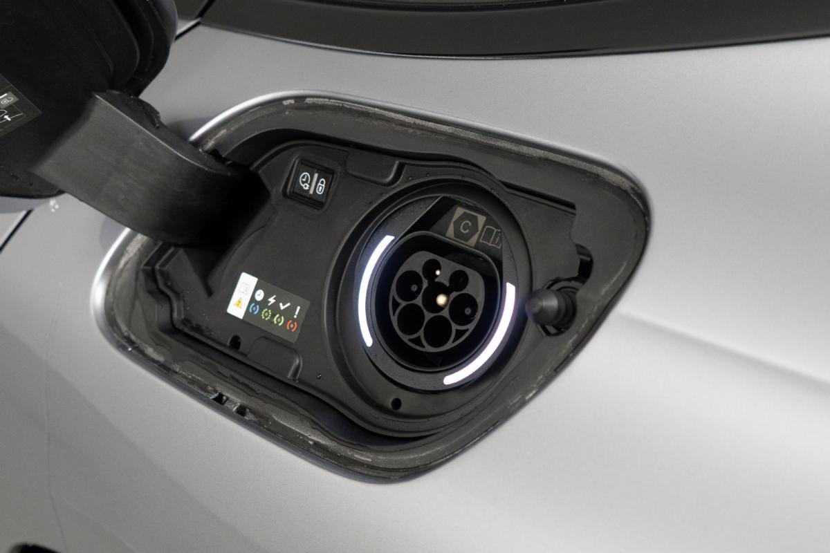 peugeot-508-sw-2024-hibrido-a-gasolina-1598cc