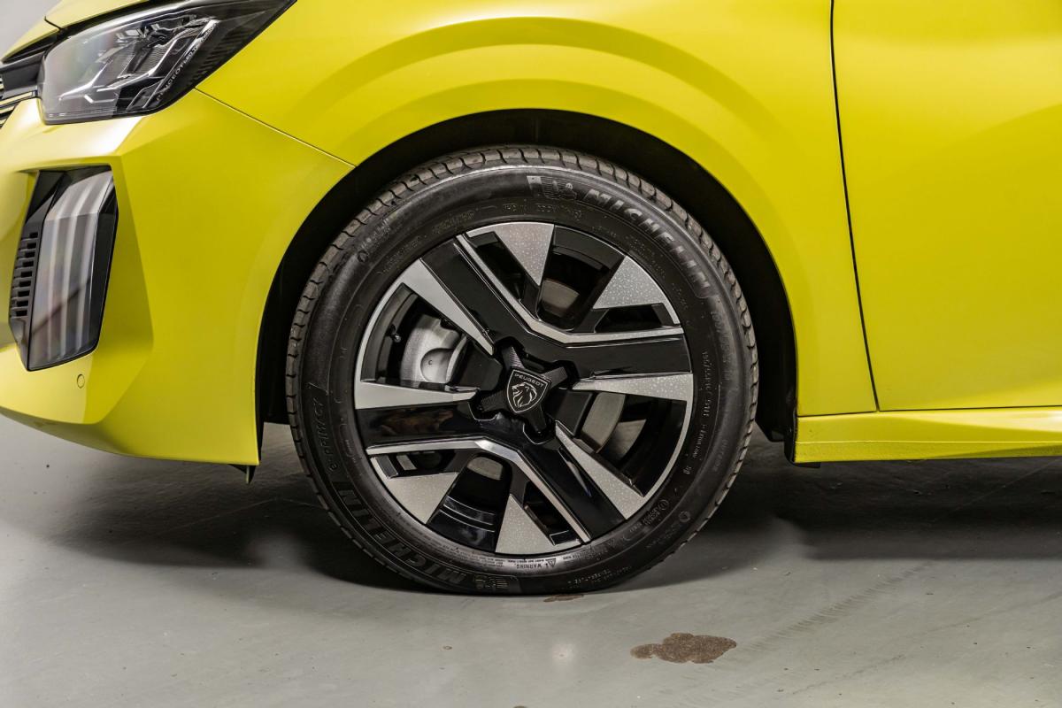 peugeot-208-2024-gasolina-1199cc
