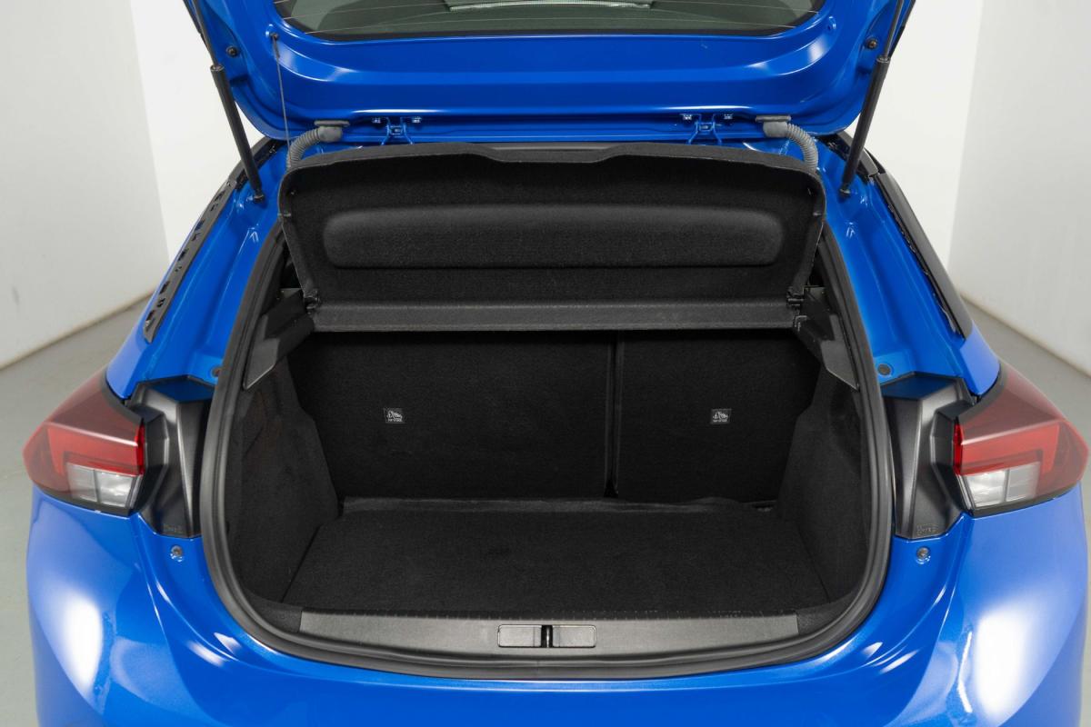 opel-corsa-2025-gasolina-1199cc