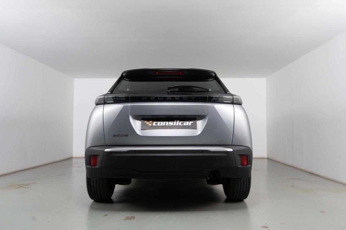 peugeot-2008-2024-gasolina-1199cc