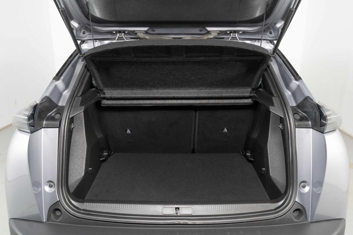 peugeot-2008-2024-gasolina-1199cc
