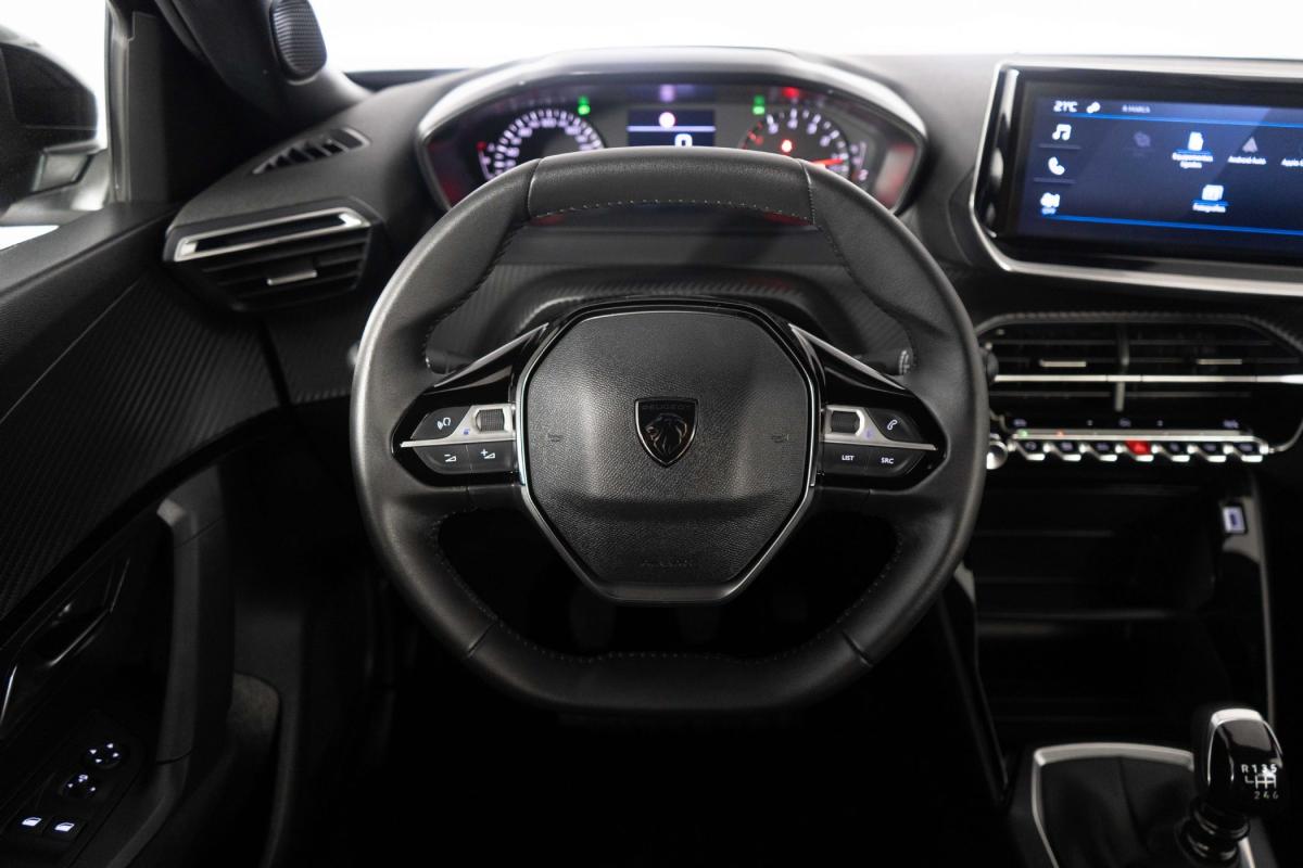 peugeot-2008-2024-gasolina-1199cc