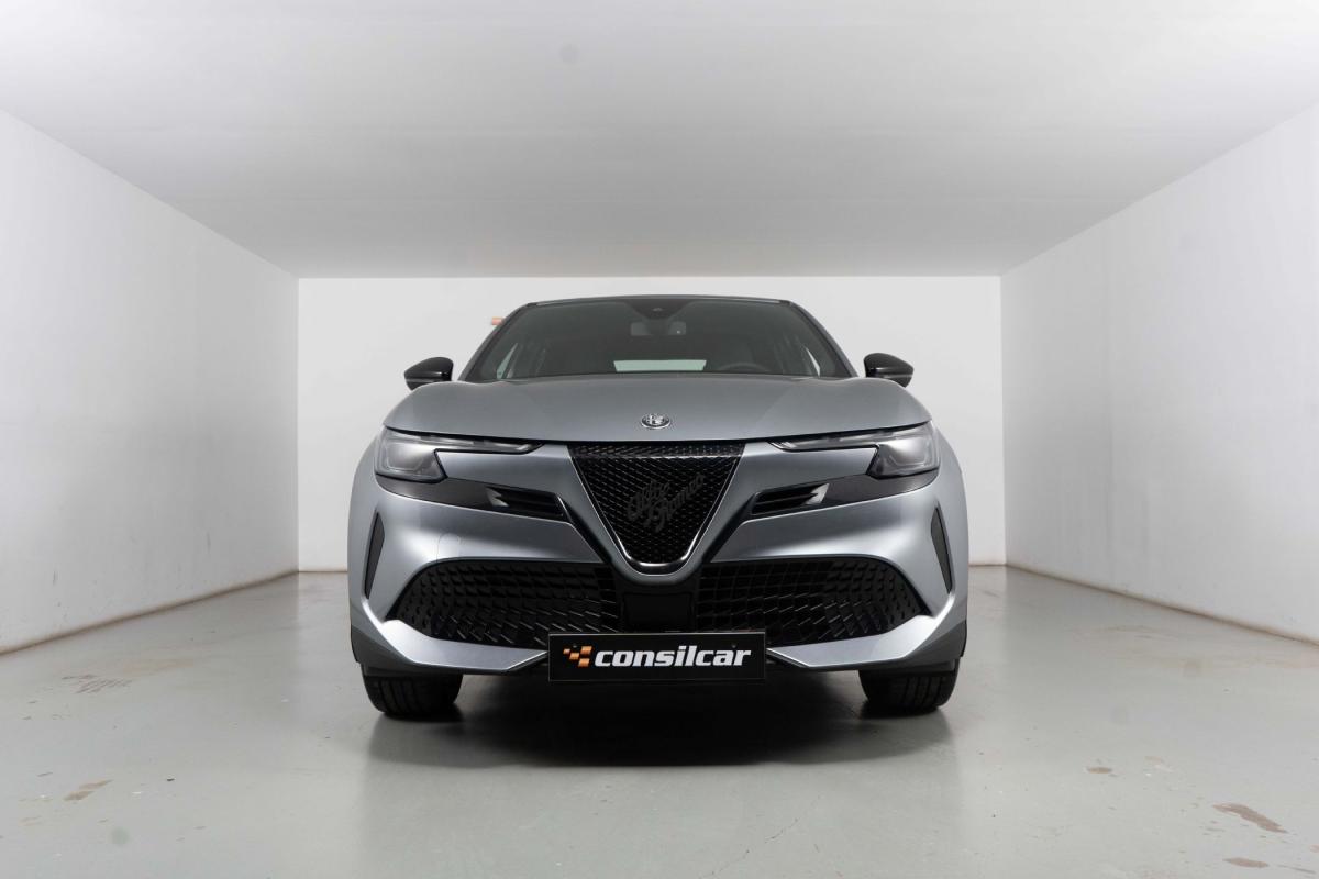 alfa-romeo-junior-2025-eletrico-0cc