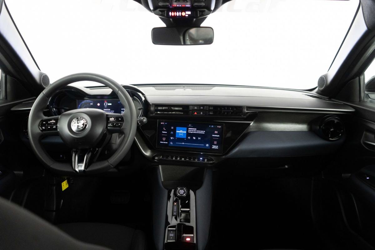 alfa-romeo-junior-2025-eletrico-0cc