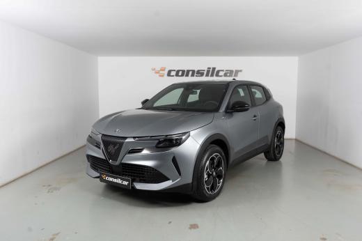 alfa-romeo-junior-2025-eletrico-0cc