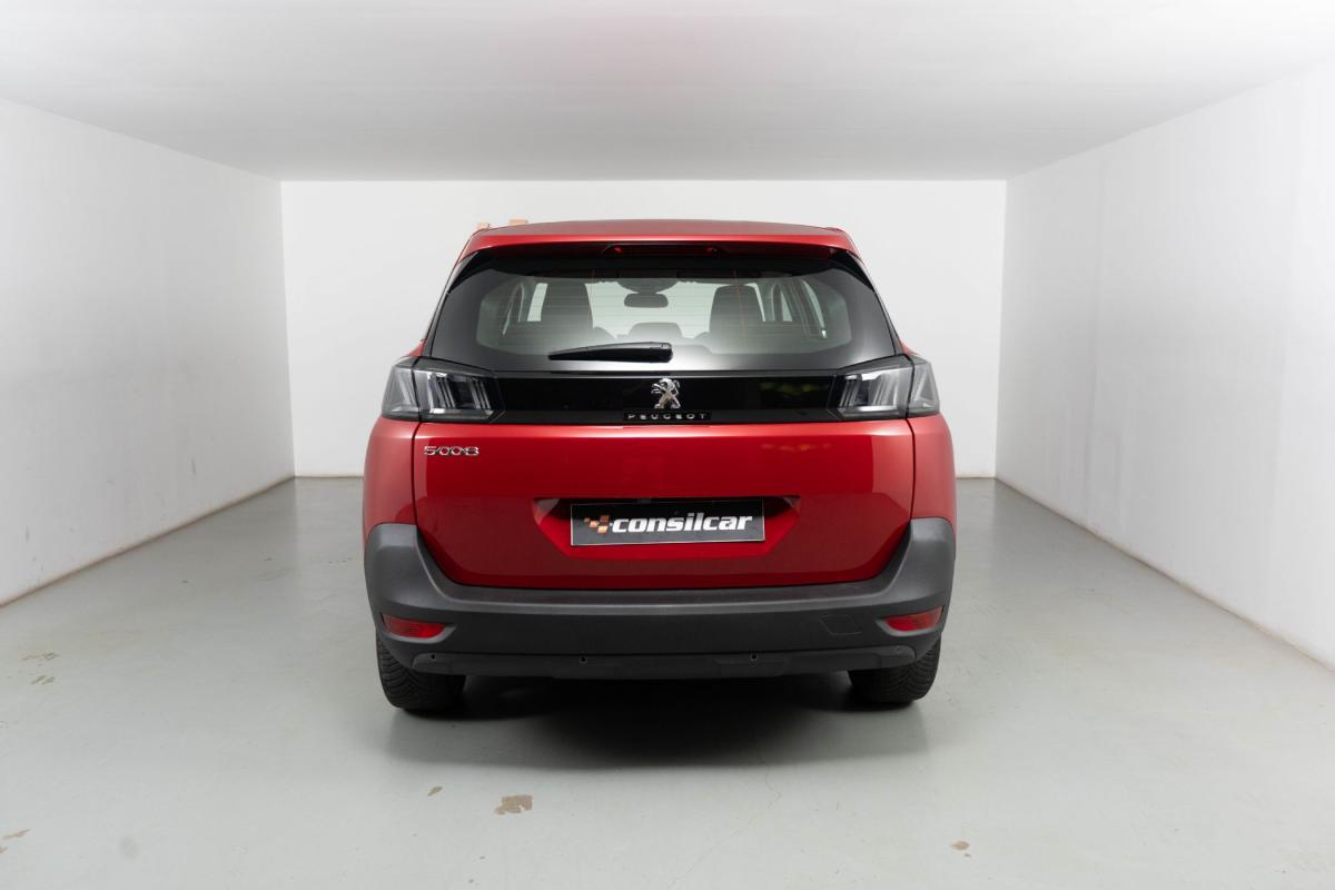 peugeot-5008-2022-gasolina-1199cc