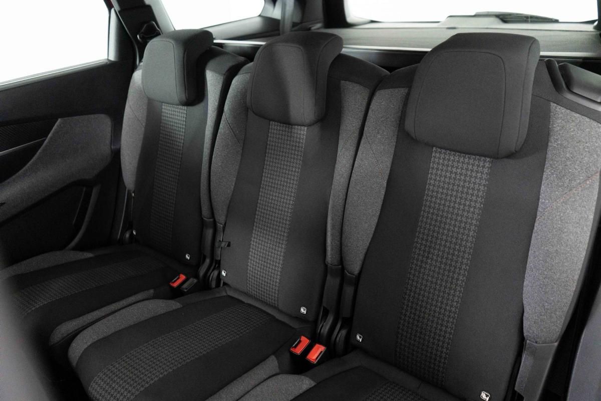 peugeot-5008-2022-gasolina-1199cc