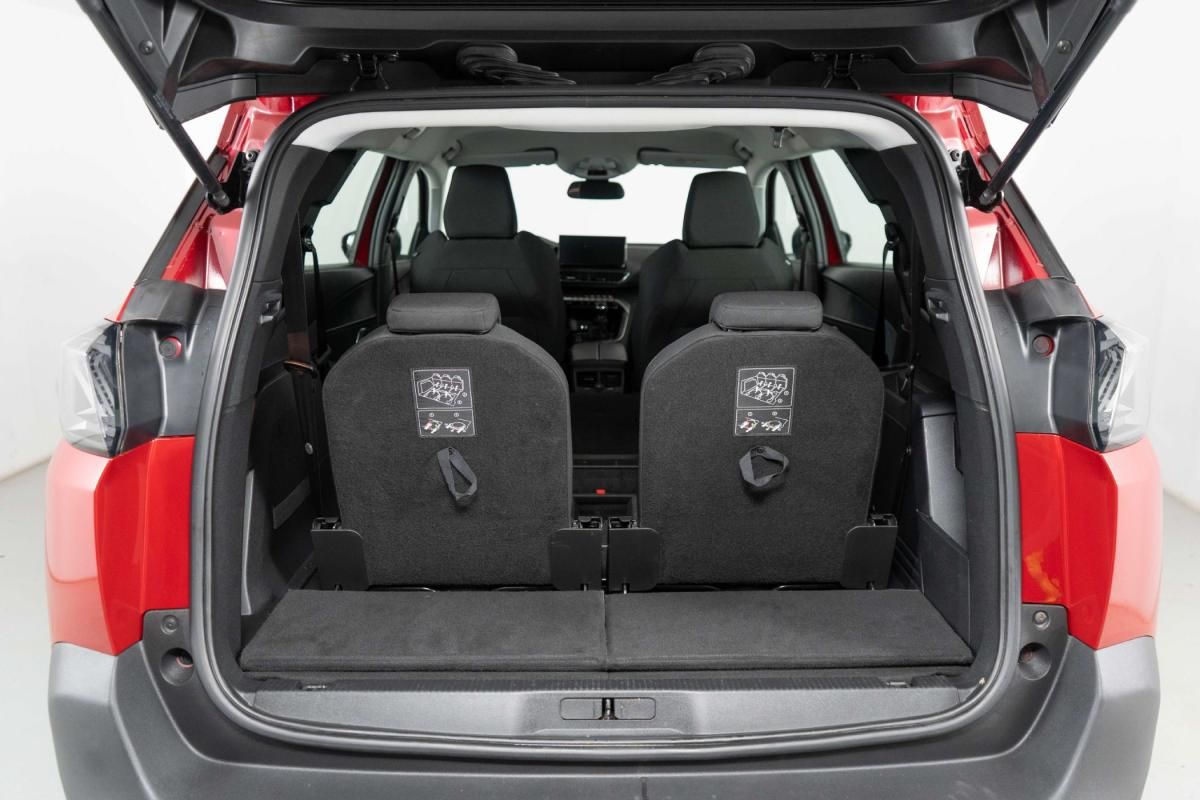 peugeot-5008-2022-gasolina-1199cc